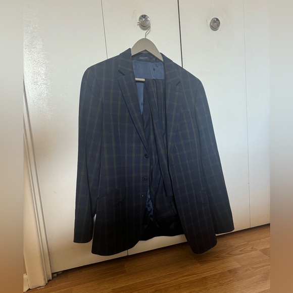 TopMan Suit Size 36R Jacket and 32 slim pants - Picture 4 of 4